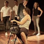 Desnudando la Verdad en el Escenario: El Camino de William Layton y la Propuesta de devorador.es escuela de teatro en Madrid